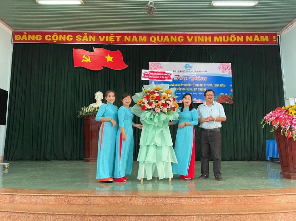 Tọa đàm ngày Quốc tế Phụ nữ 8/3